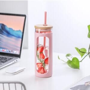 Kodrine 20oz Glass Water Tumble with Straw and Lid